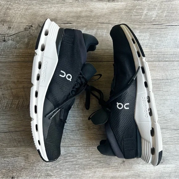 On Running Cloudnova Women’s Black and White Shoes - Picture 9 of 14